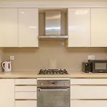 Viola 1 Bedroom Apartment In Solidere