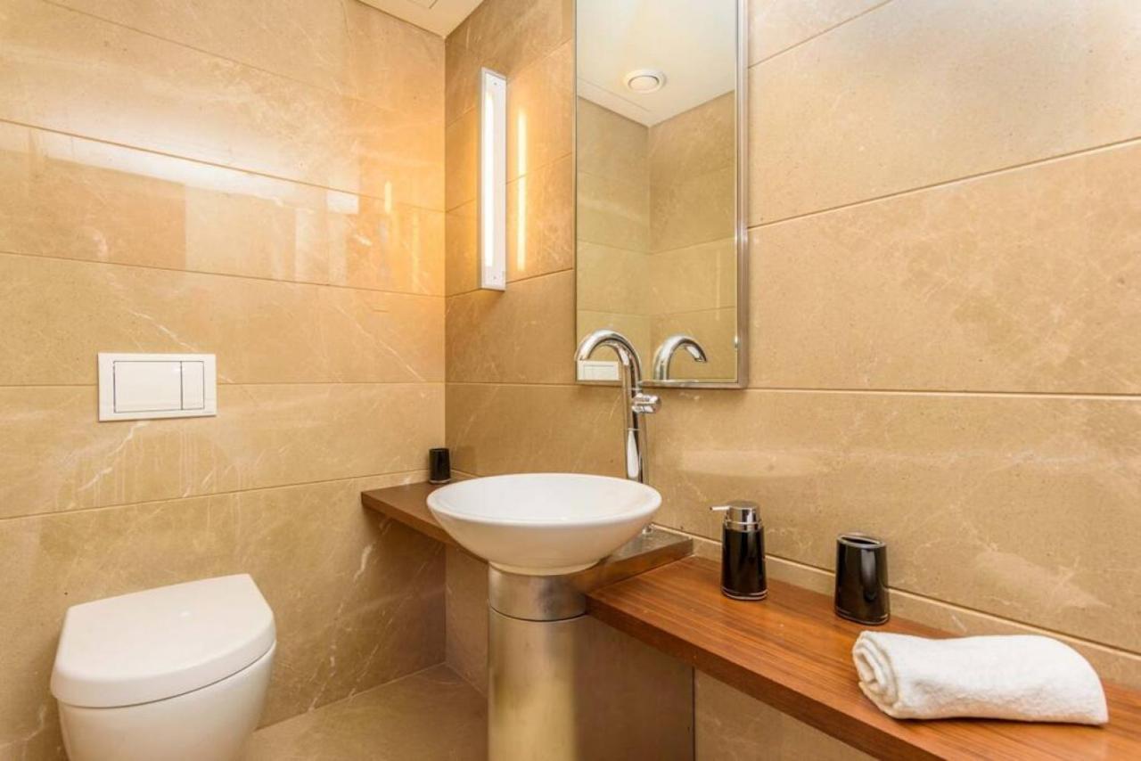 Viola 1 Bedroom In Solidere * Beirut